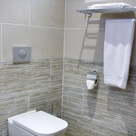 Studio avec vue sur la ville et wifi a Mers les Bains a 3 km de la plage *