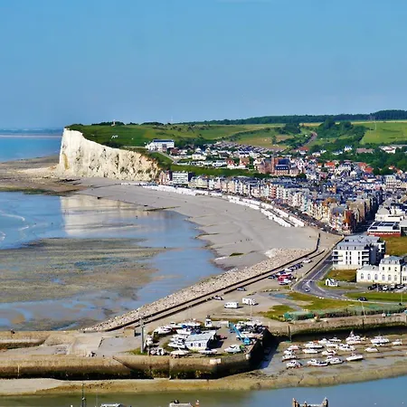 Studio avec vue sur la ville et wifi a Mers les Bains a 3 km de la plage